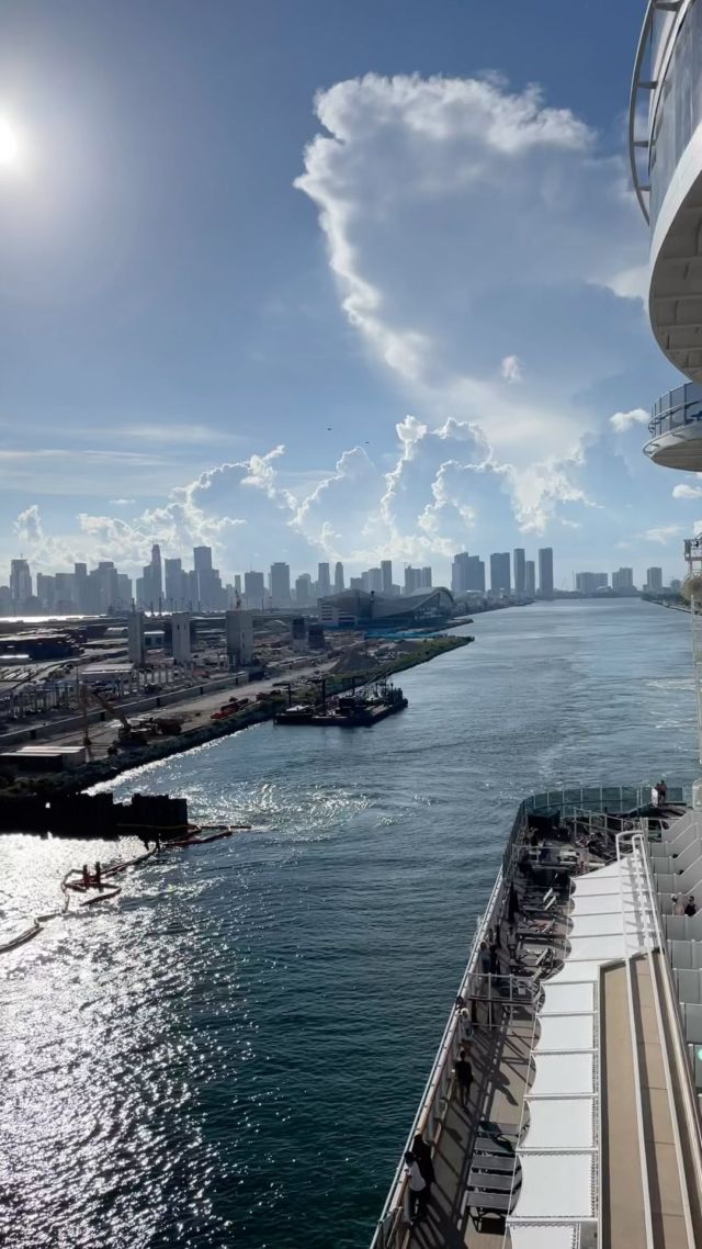 A magical moment - leaving Miami behind, heading to the Caribbean. 💯

@msccruisesofficial 
#miami
#caribbean 
#caribbeancruise 
#mscseashore 
#traveling 
#visitmiami 
#visitmiamiflorida 
#karibianristeily